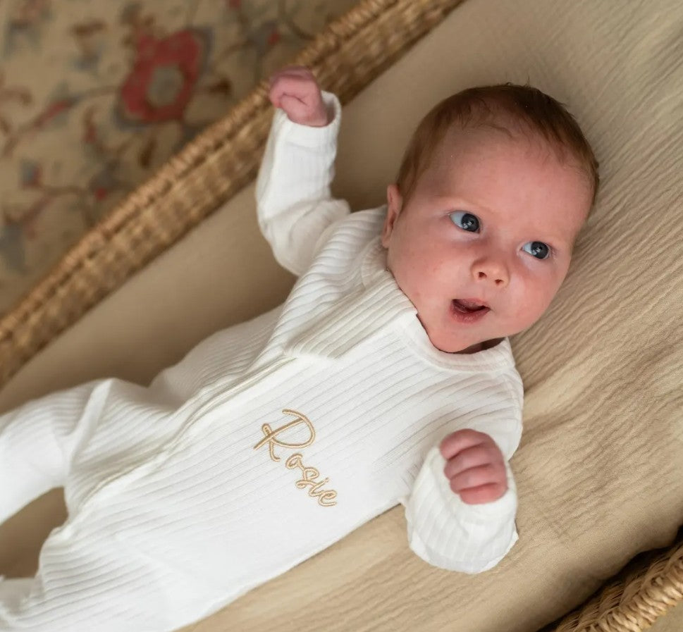 Personalised Baby Sleepsuit & Hat, Baby Gift, Baby grow, Baby Boy, Baby Girl, Neutral Baby Clothes, First baby Outfit, New Baby gift -