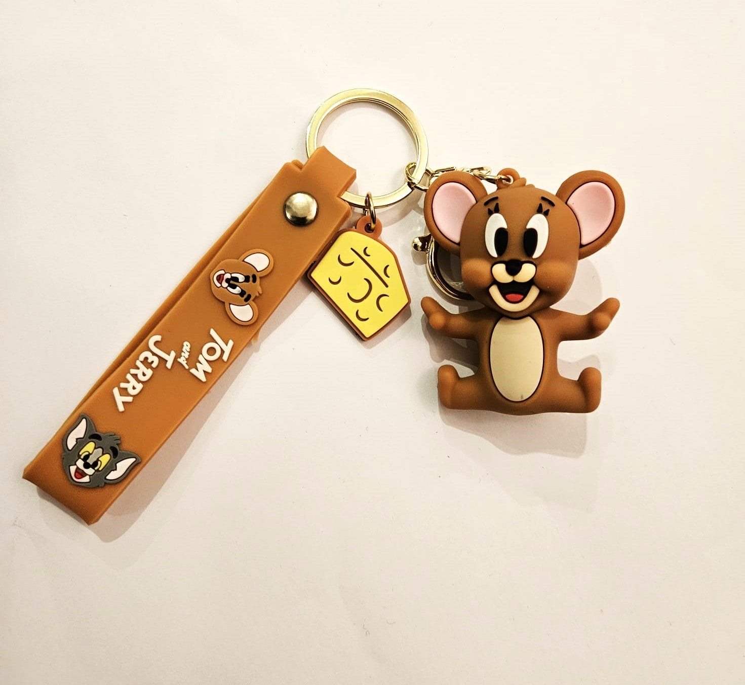 TOM & JERRY THEMED KEYRING KEYCHAIN VARIOUS DESIGNS CHOOSE